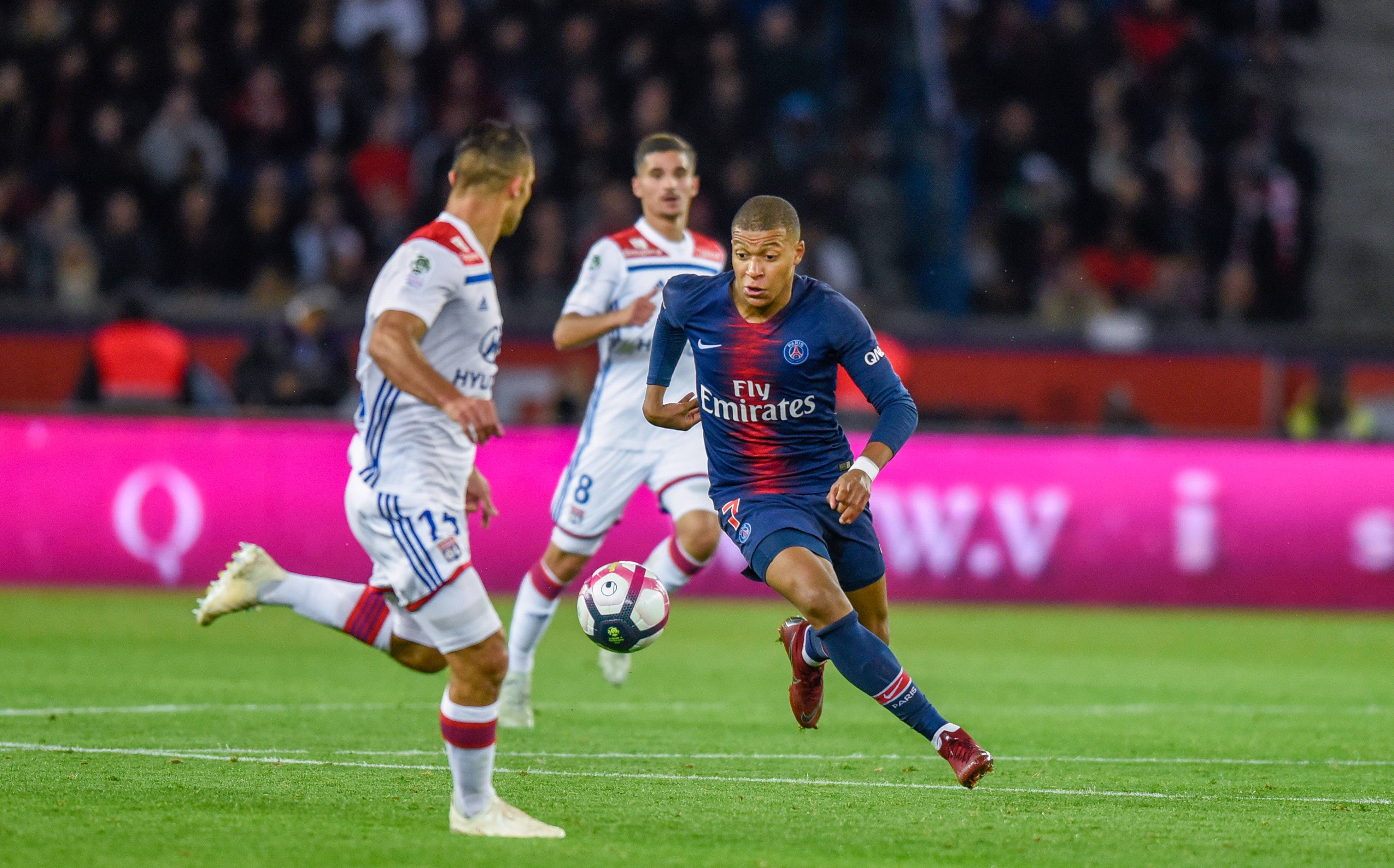 Maillot psg rose et violet